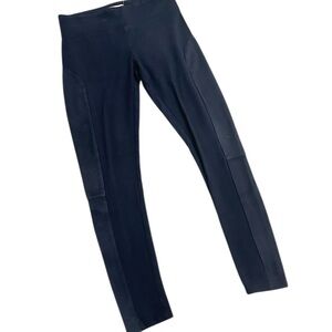 Philosophy black faux suede inset leggings pull on size small